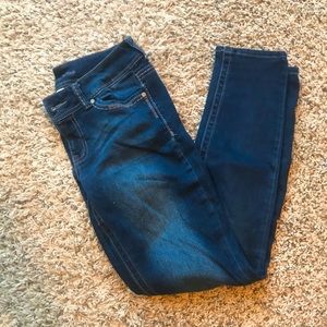 Maurices jeans